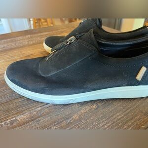 Ecco Women’s Black Slip-On Sneakers